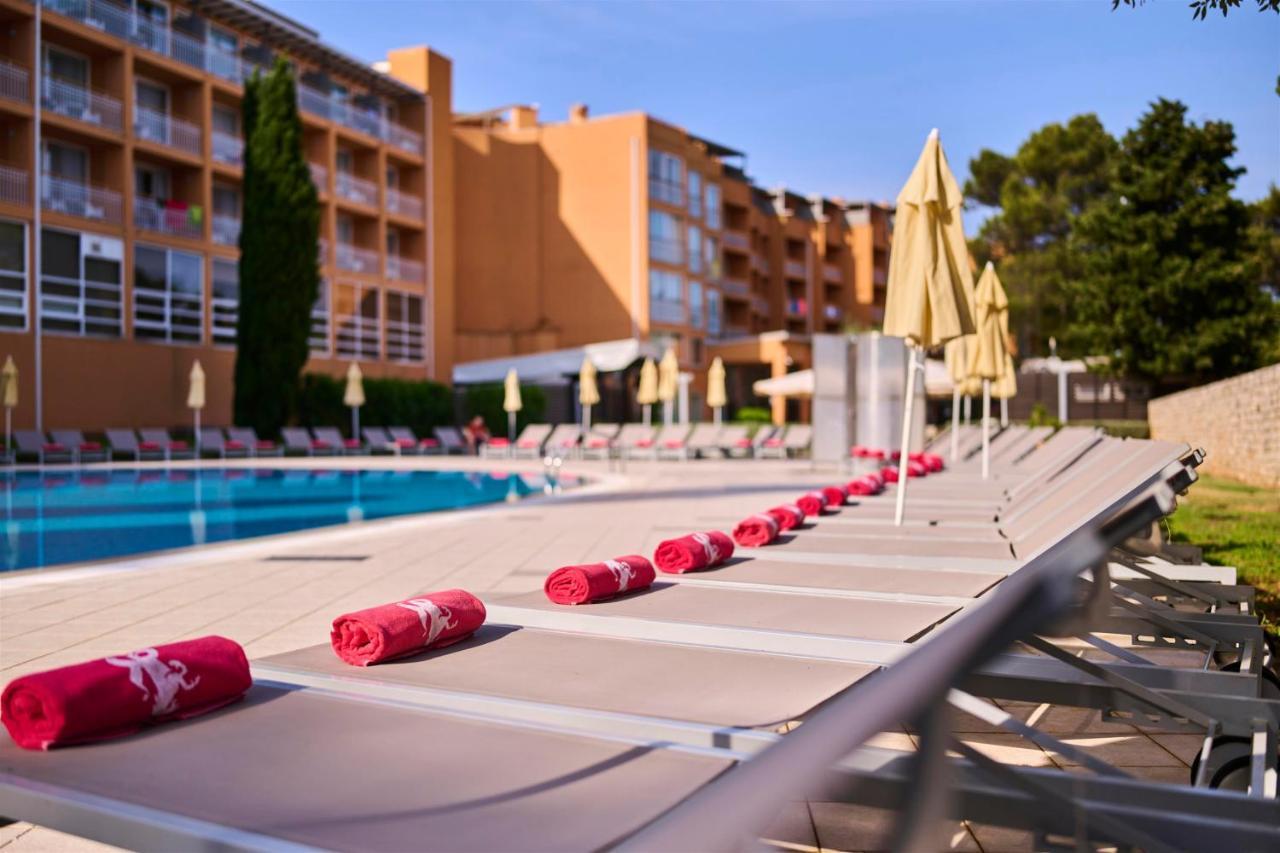 Residence Umag Plava Laguna Exterior photo